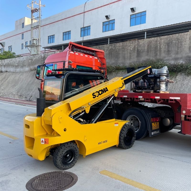 Empilhadeira Telescópica Mini SOCMA HNT-M25 de 2,5 Toneladas para Construção e Armazenagem