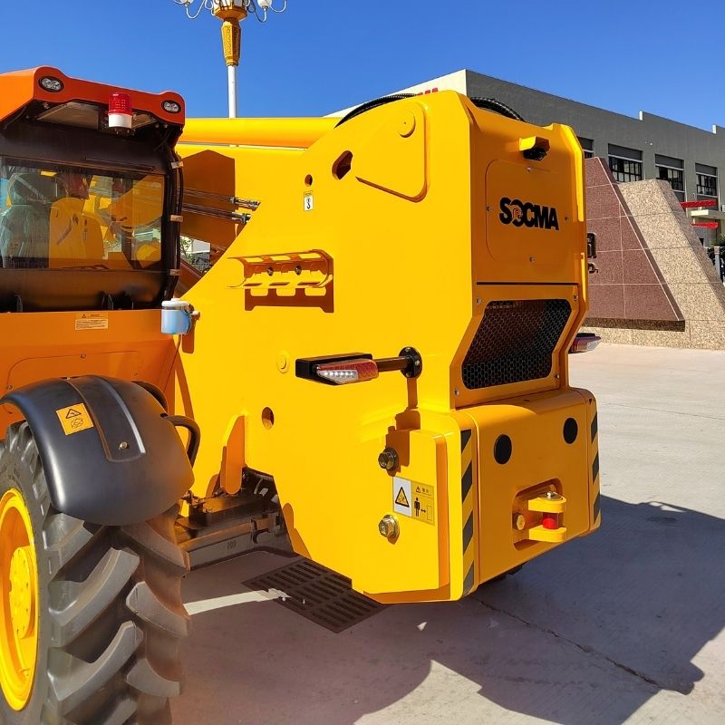 Empilhadeira Telescópica SOCMA HNT4517-4Z de 4,5 Toneladas e 17 Metros para Construção e Agricultura